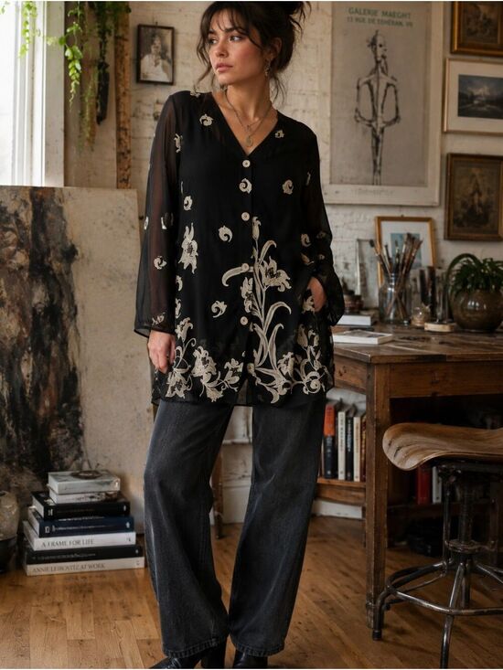 L'Amadei by D.P. Altomonte Tops - Vintage L’Amadei by D.P. Altomonte Tunic - Black/Beige Floral Embroidered L
